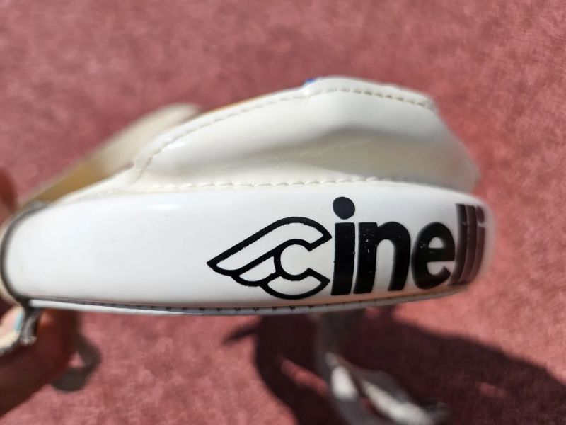 Retro cyklistická helma CINELLI