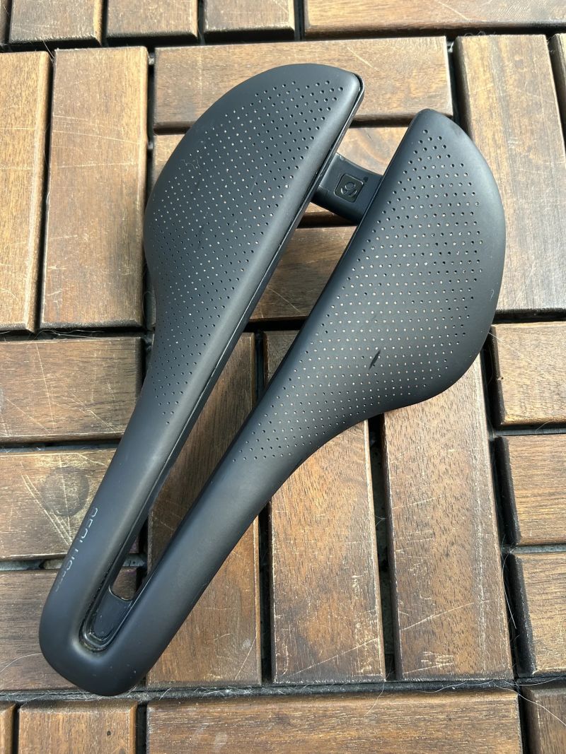Sedlo bontrager aeolus pro carbon 