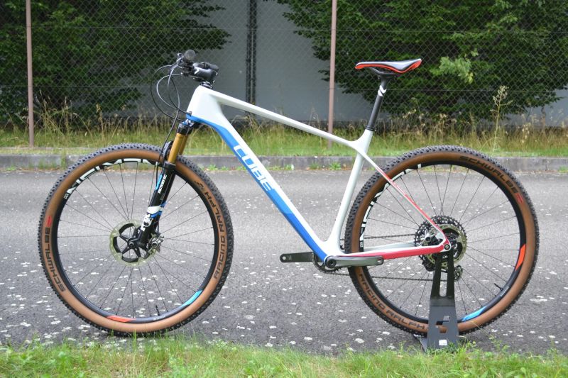 Cube Elite C:68X SL Teamline (22")