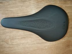 sedlo fizik ( fi´zi:k ) TERRA z canyon kola