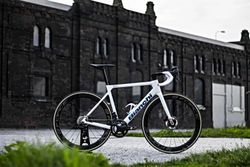 Bianchi Sprint 2025, Campagnolo Super-Record EPS 2x12, Force Team Carbon