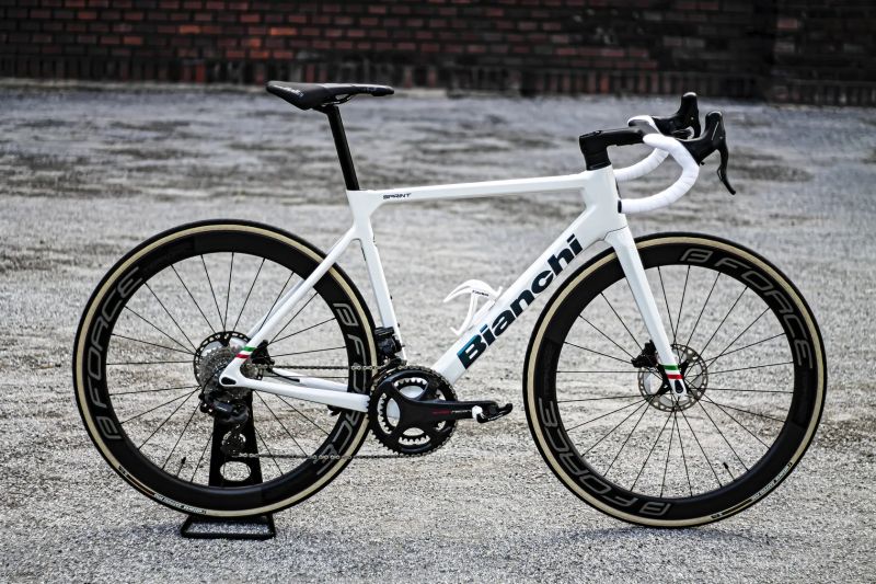 Bianchi Sprint 2025, Campagnolo Super-Record EPS 2x12, Force Team Carbon