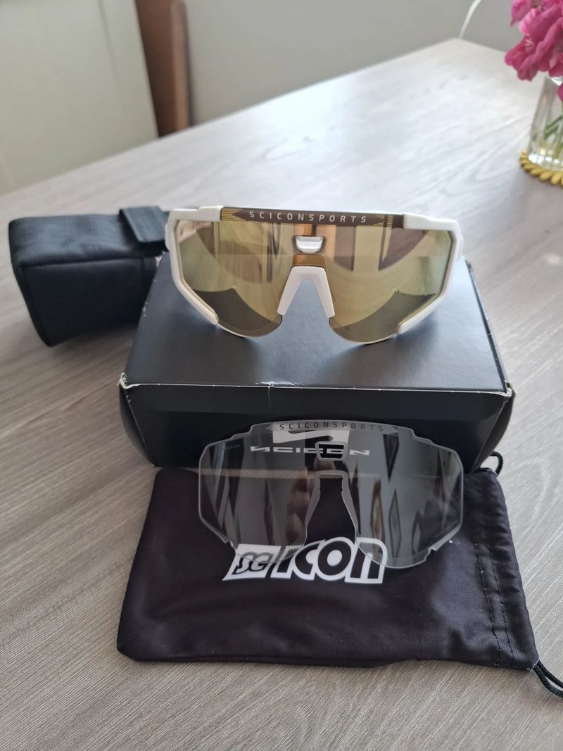 SCICON AEROSCOPE