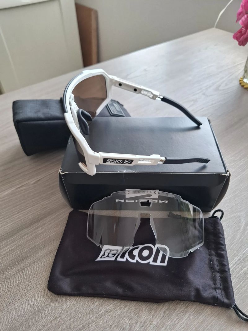 SCICON AEROSCOPE