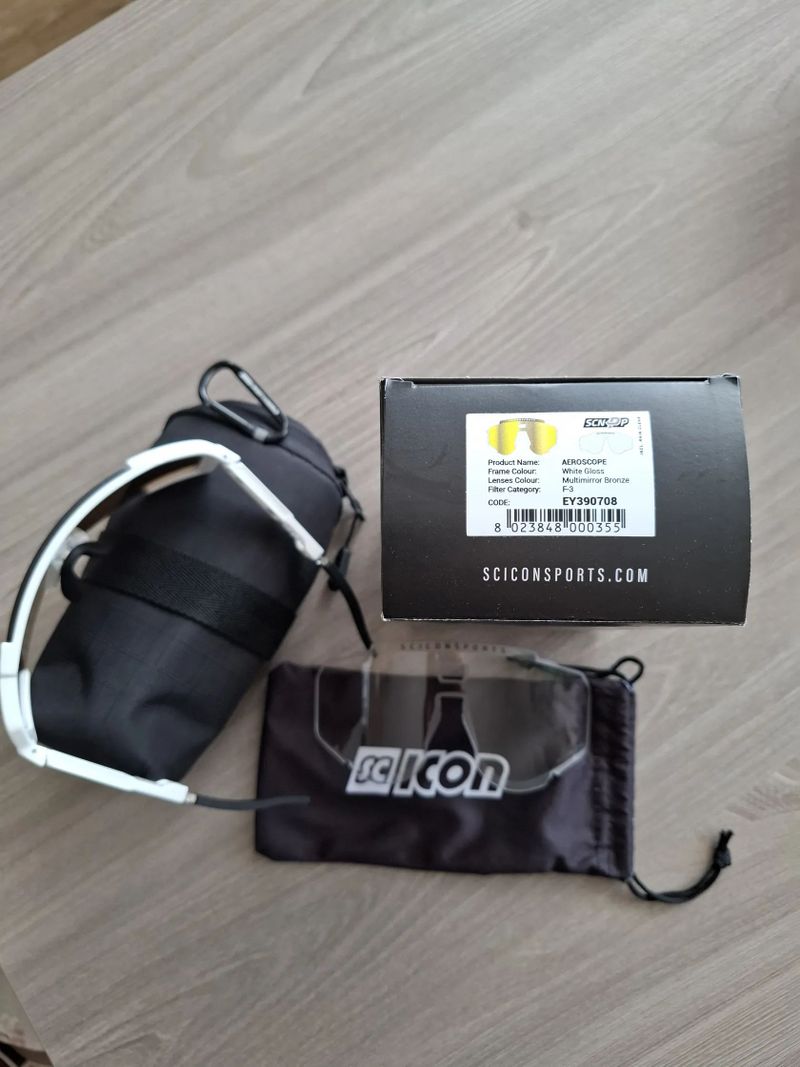 SCICON AEROSCOPE