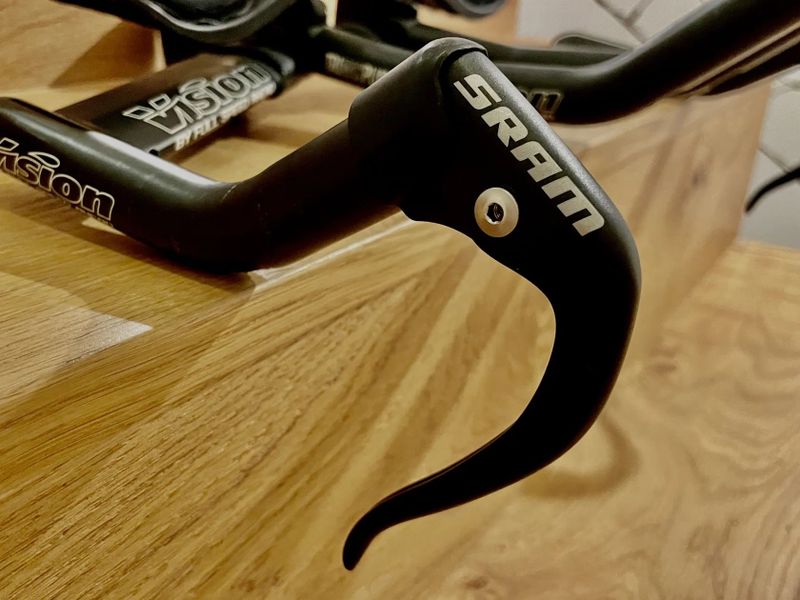 Triatlonová řídítka Vision Trimax Plus + Dura-Ace SL-BS79 + SRAM páky – KOMPLET SET