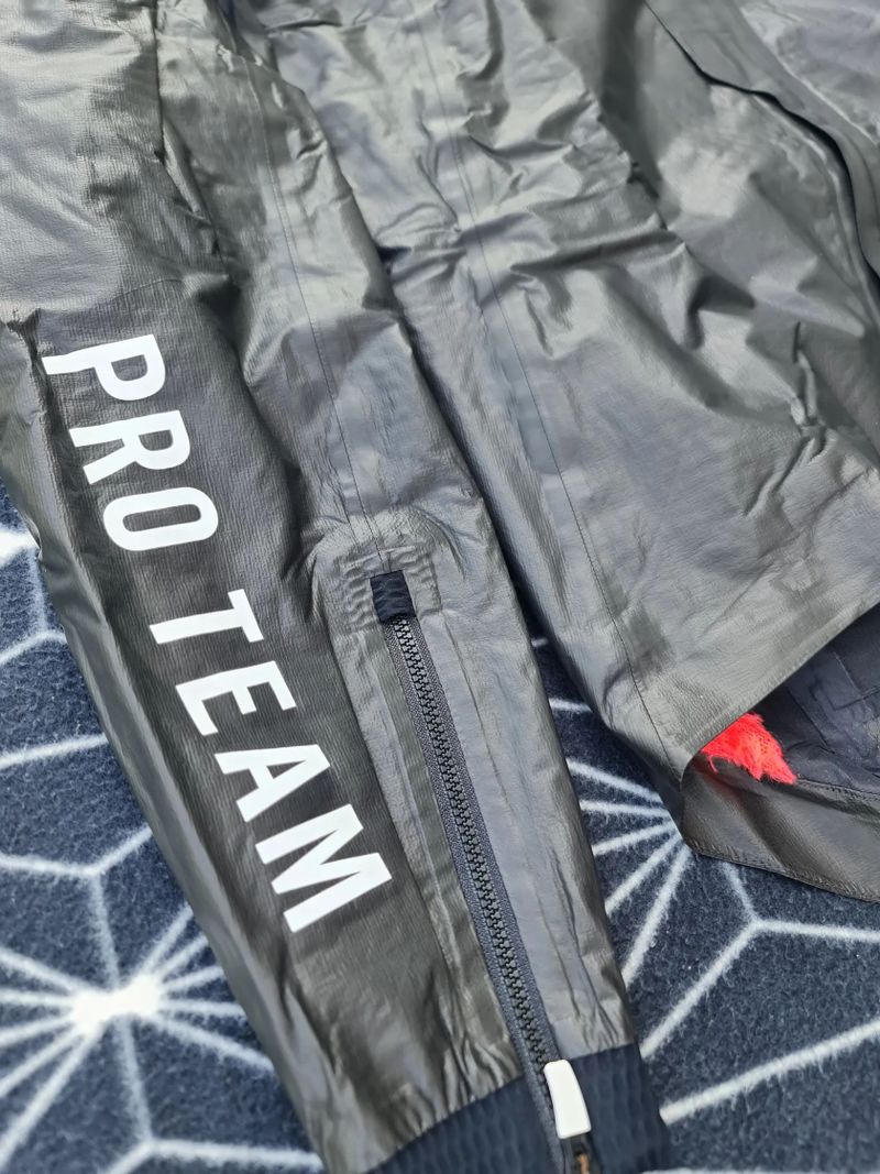 Rapha Gore-Tex Insulated Polartec cyklistická nepromokavá bunda