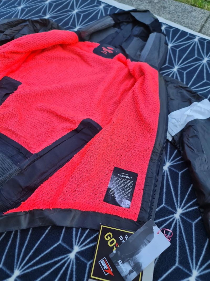 Rapha Gore-Tex Insulated Polartec cyklistická nepromokavá bunda