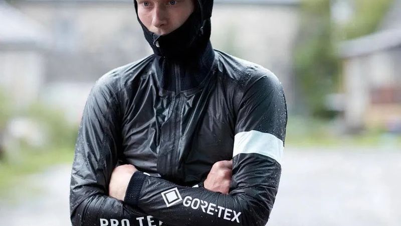 Rapha Gore-Tex Insulated Polartec cyklistická nepromokavá bunda