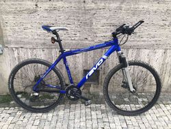 Ravo Maniax (SUPER STAV, téměř nejeté)