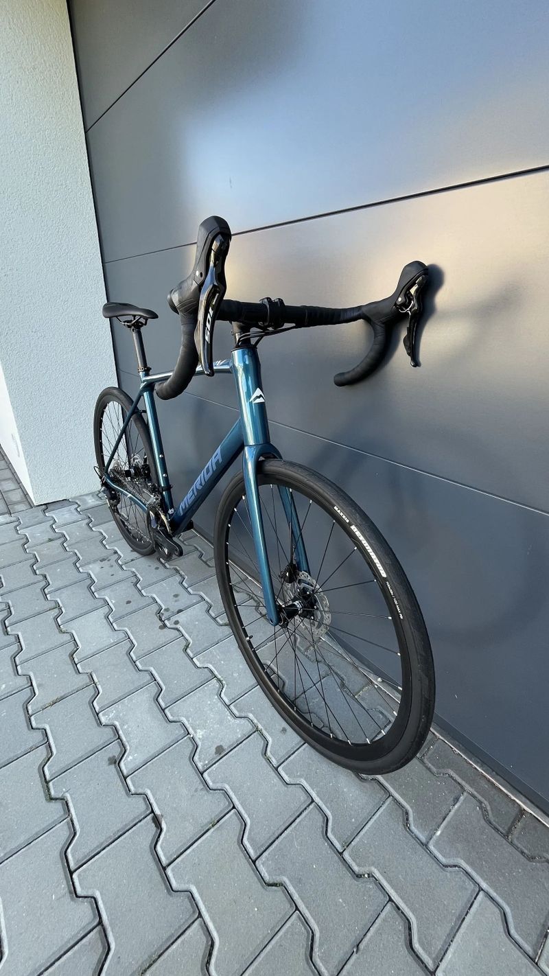 Silniční kolo Merida Scultura Endurance 400 vel. L (odpočet DPH)