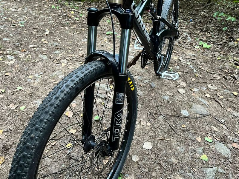 Cannondale Prophet- celoodpružené enduro kolo