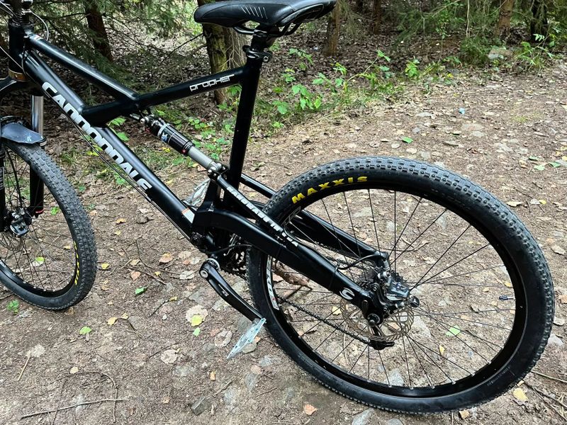 Cannondale Prophet- celoodpružené enduro kolo