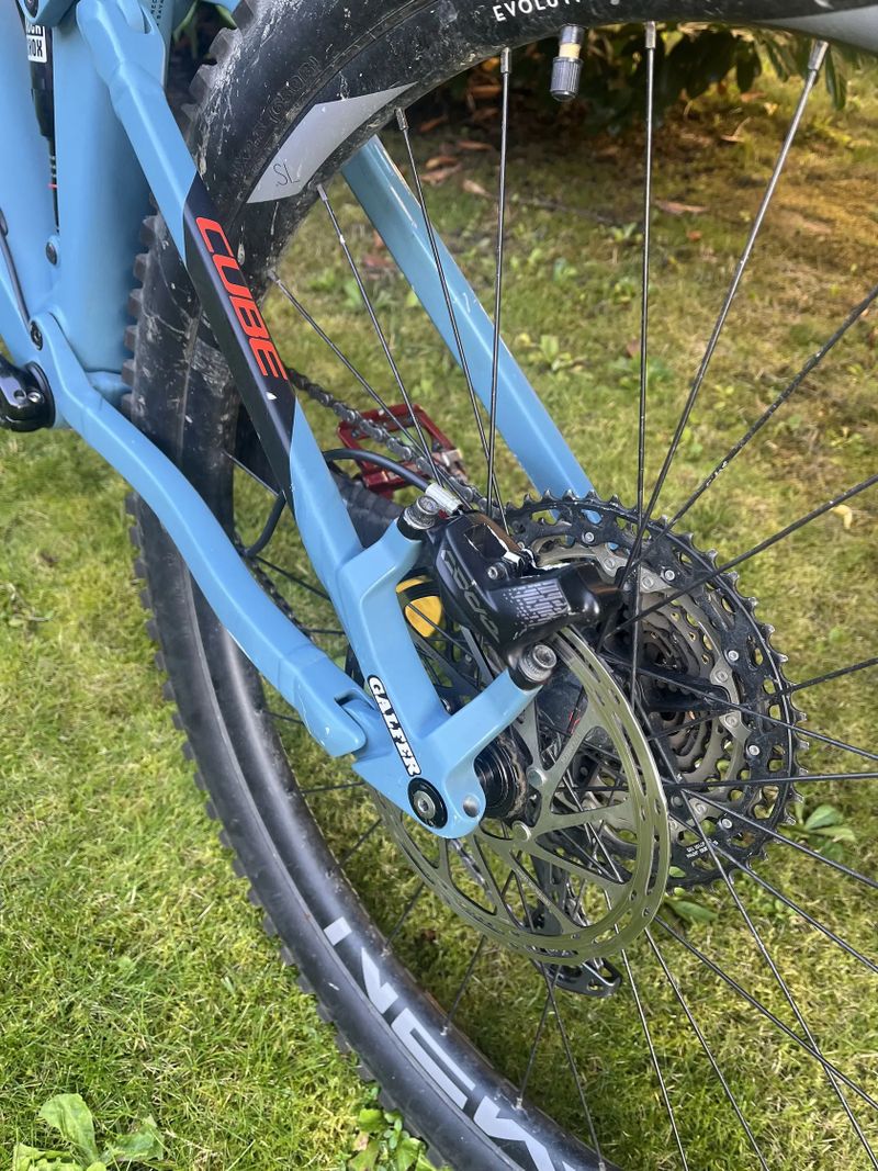 Prodám Cube stereo hpc Race