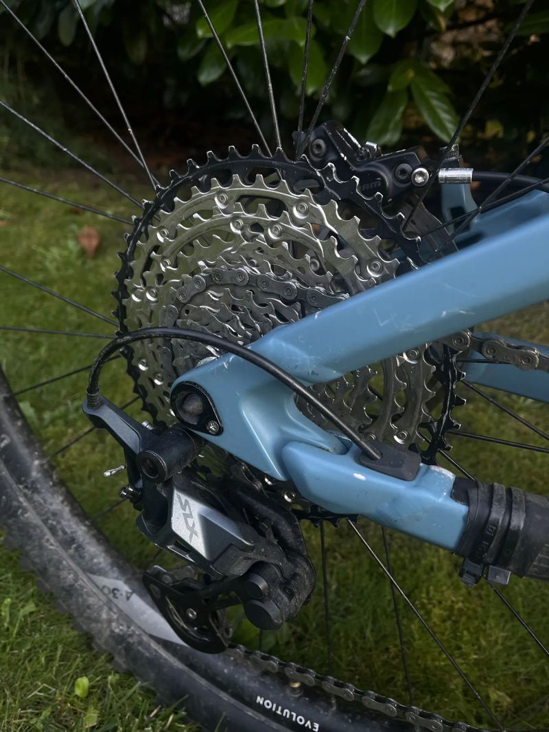 Prodám Cube stereo hpc Race