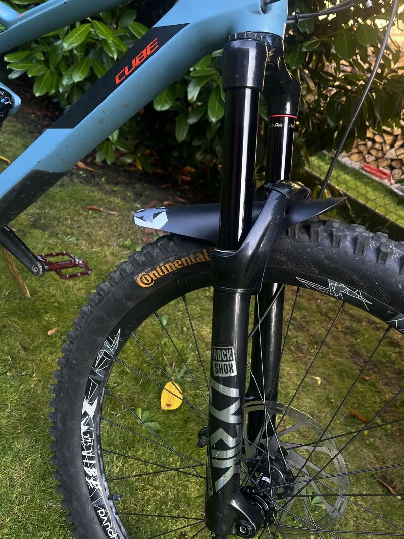 Prodám Cube stereo hpc Race