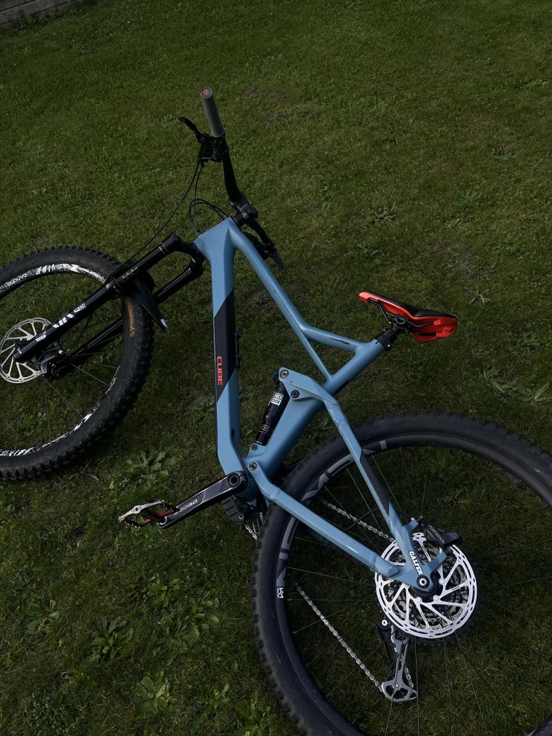 Prodám Cube stereo hpc Race