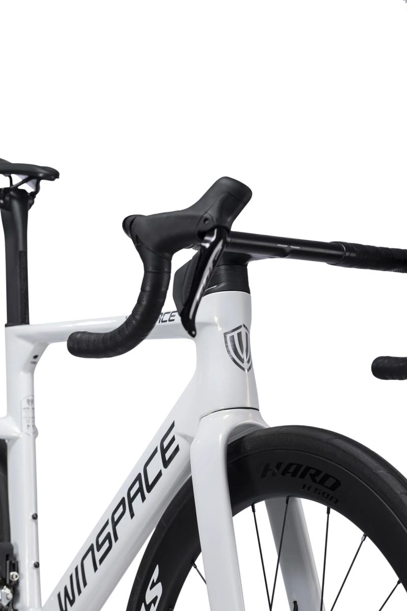Winspace C5 Aero - Shimano 105 Di2, celokarbon