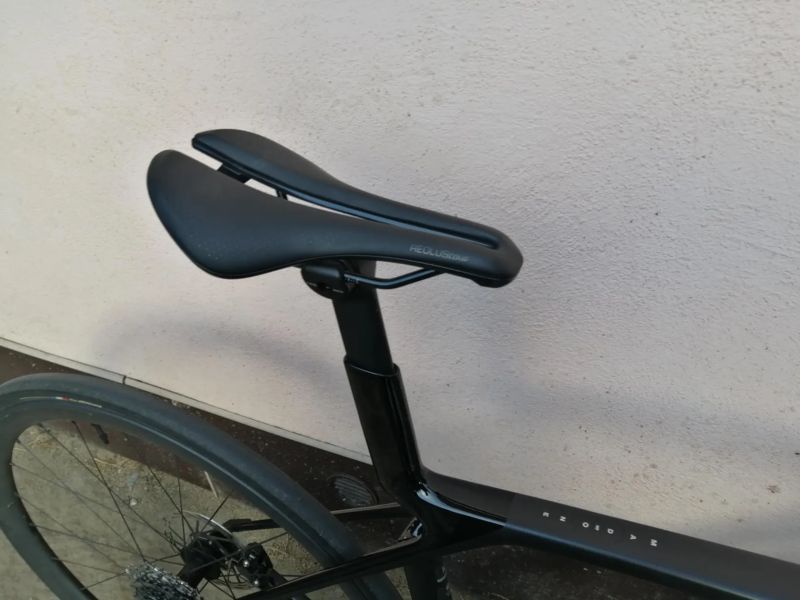 Trek Madone SL6 AXS Velikost M (162-173cm)