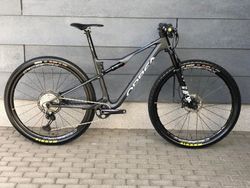 10,5 kg ORBEA OIZ M 2025 XTR
