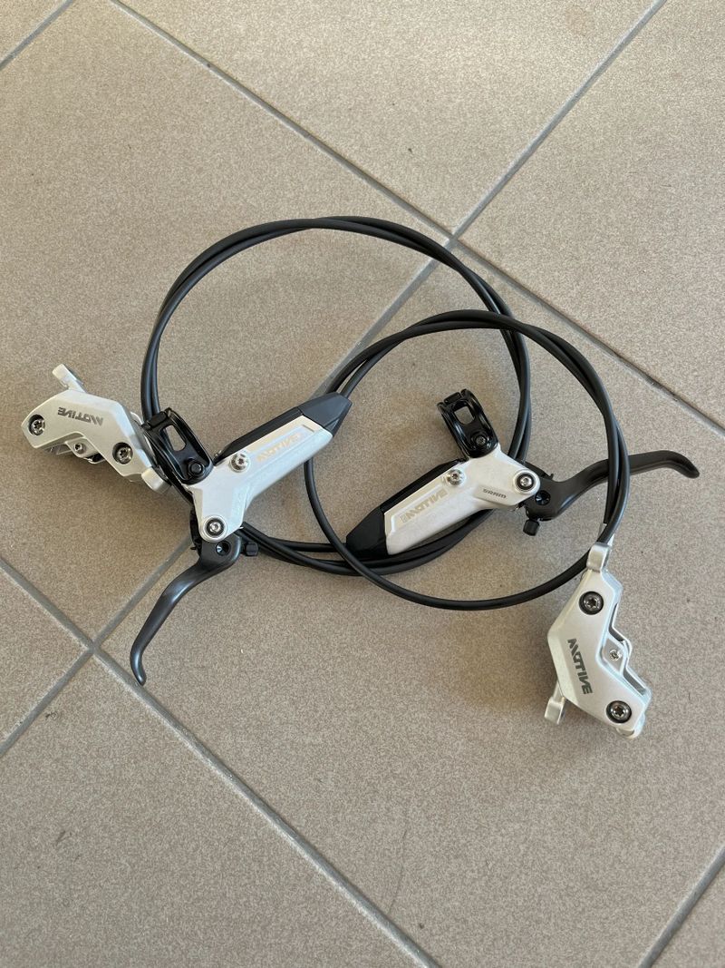 SRAM Motive Ultimate Stealth