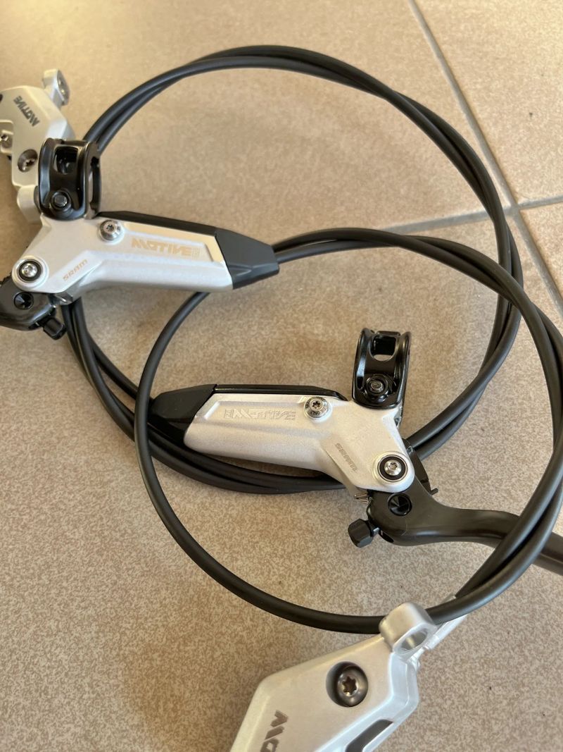 SRAM Motive Ultimate Stealth