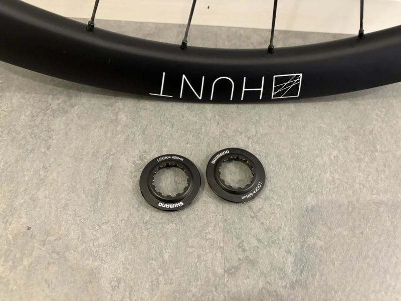 Prodám sadu kol HUNT 35 Carbon Gravel, XDR