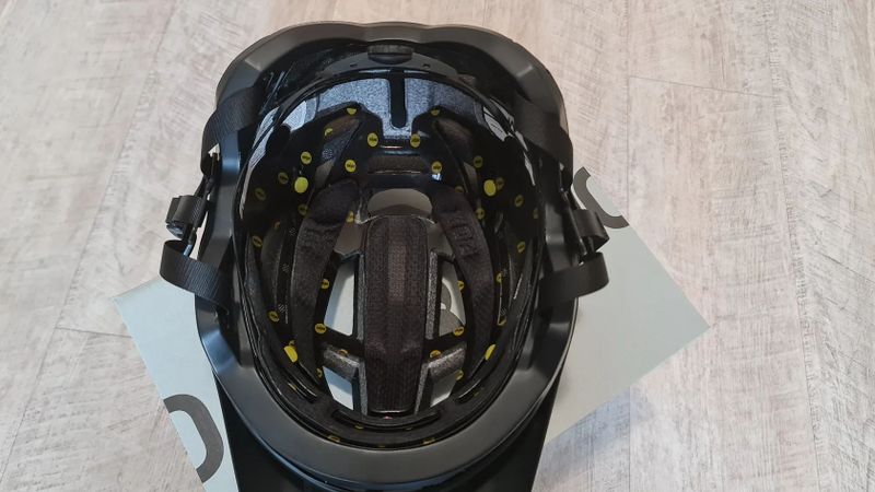 helma Fox Speedframe Pro Mips - Black