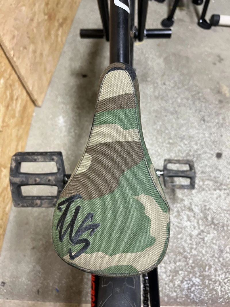 Custom freestyle bmx