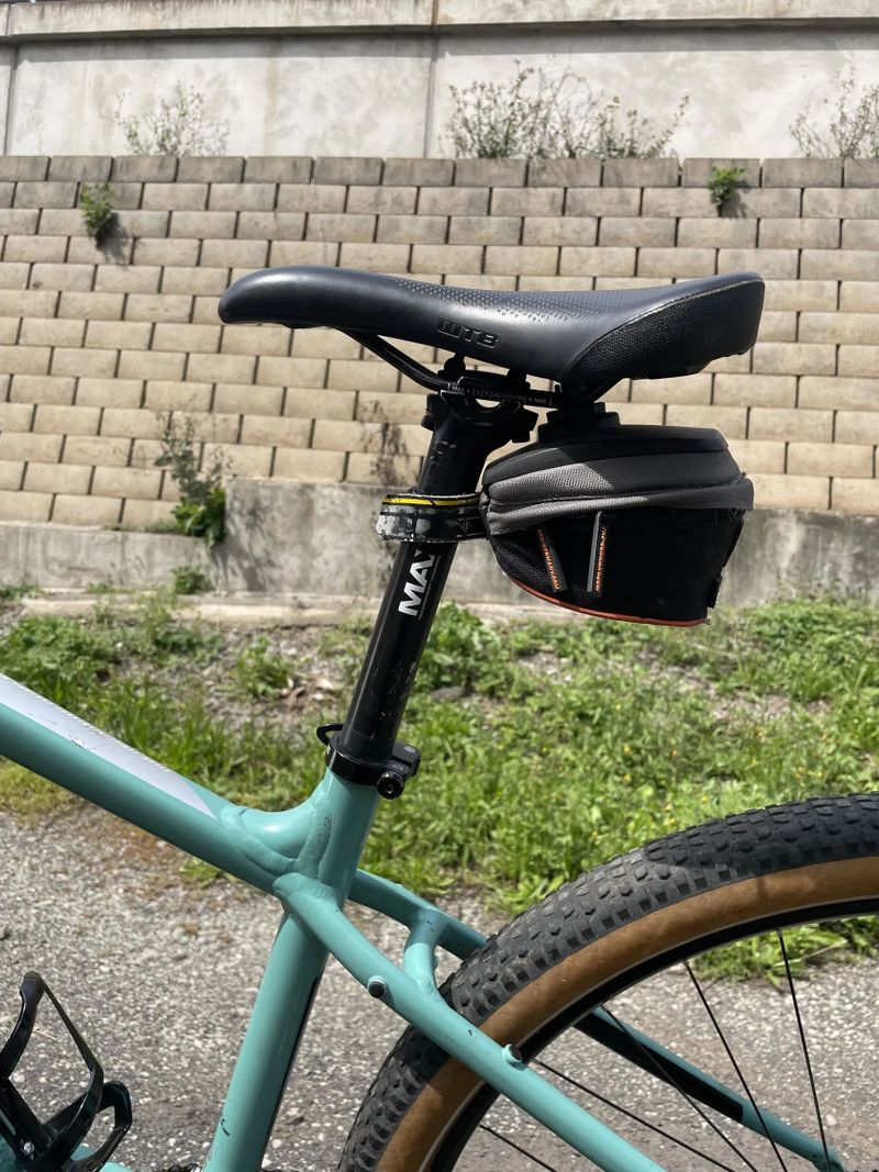 Rock Machine GravelRide INT e700 Di2 2022 (Gloss Mint/Silver/Black) horské elektrokolo