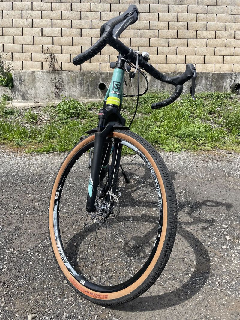Rock Machine GravelRide INT e700 Di2 2022 (Gloss Mint/Silver/Black) horské elektrokolo