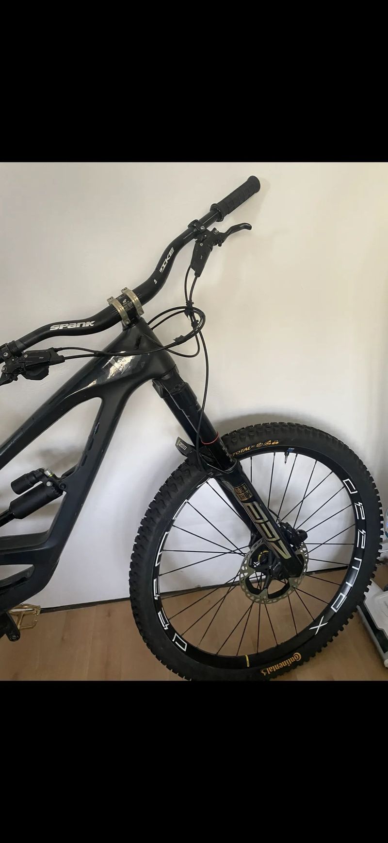 YT Industries Capra CF Pro Race