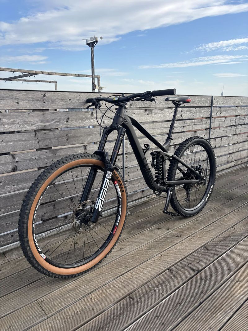 Prodám ENDURO bike CUBE ONE 77 vel. L