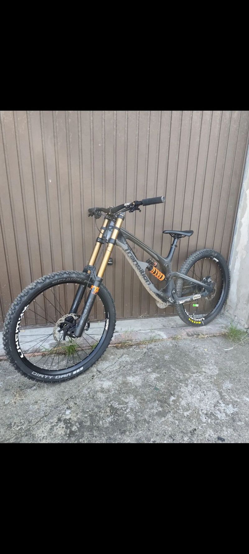 Transition Tr11 Carbon 2018