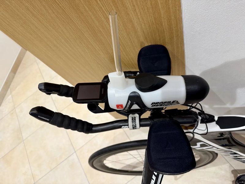 Specialized Shiv TT + ZIPP 404/808 + wattmetr Quarq + Di2