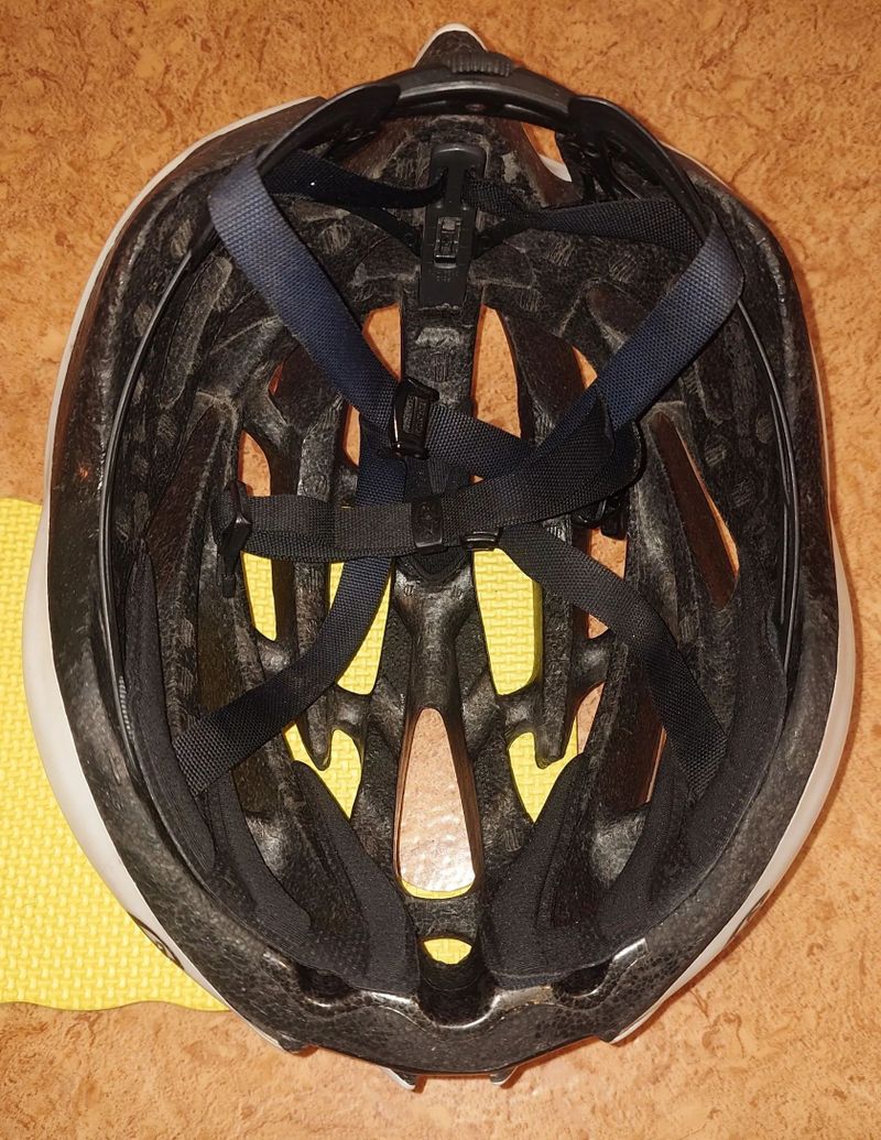 Tretry NIKE Carbon 49 | GIRO Atmos II Phantom Prilba L + vystelky | Zadni kamera na sedlovku