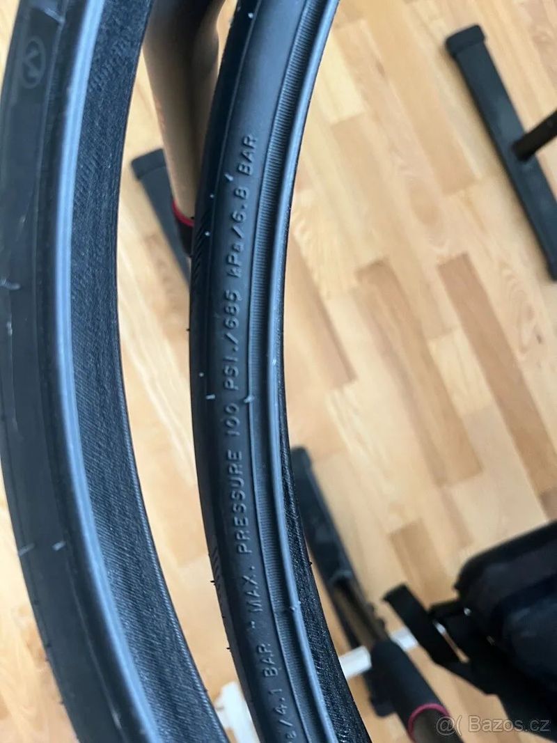 Silniční pláště Innova 700x28c