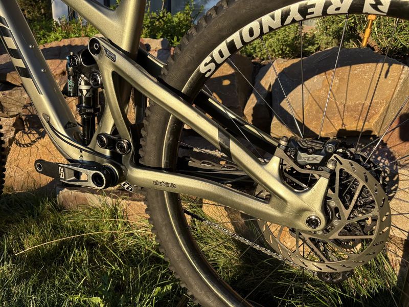 Pivot Cycles Firebird 29, vel. L, nový podvozek + karbon záplety reynolds + I9 