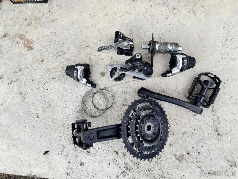 Prodám sadu Shimano 3x7
