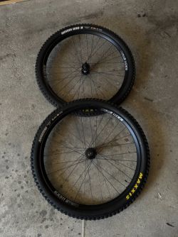 Zapletená kola DT Swiss 29"