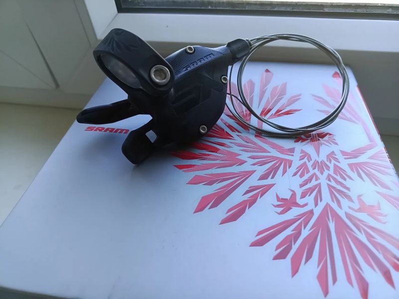 Prodám sadu Řazení, přehazovačky a řetězu SX
