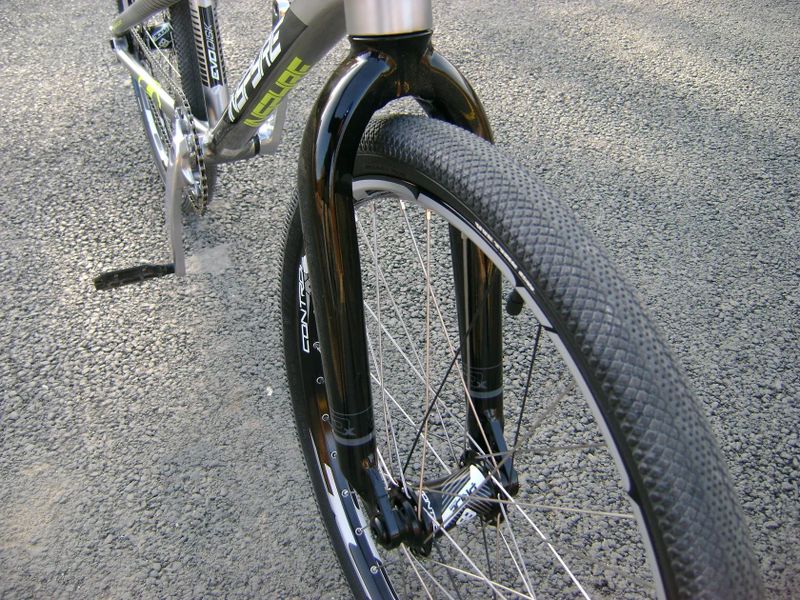 Inspyre EVO Cruiser 24er (pumptrack)