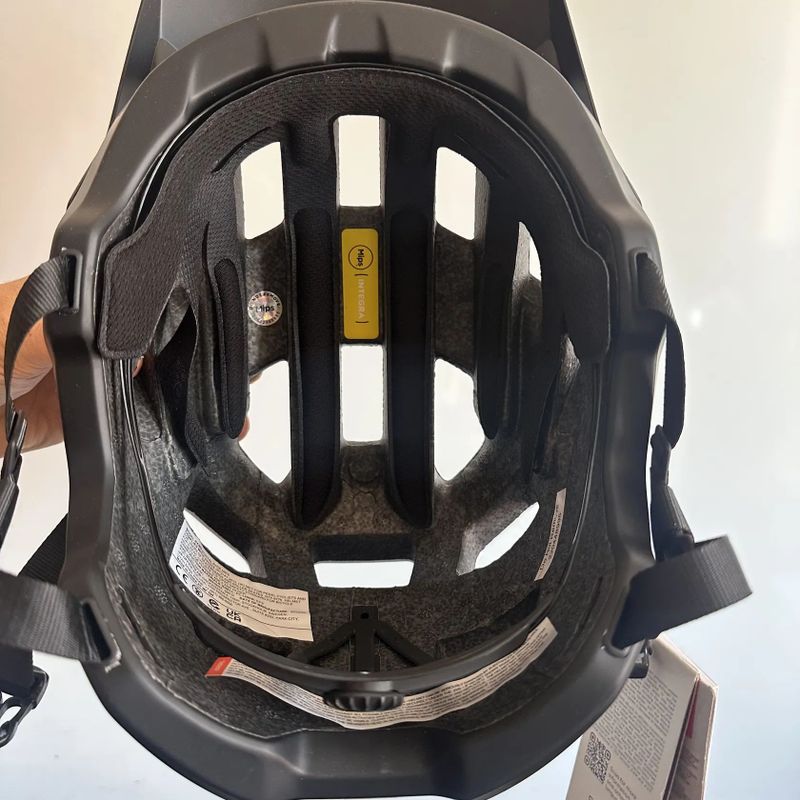 Přilba na kolo POC Kortal Race MIPS Black Matt/Hydrogen White ve. Medium