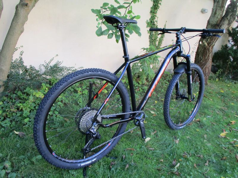 Nové 29" kolo ROZZO BOOST 30 21", Deore 1x12, vzduch. vidlice Suntour Raidon 34, pevné osy