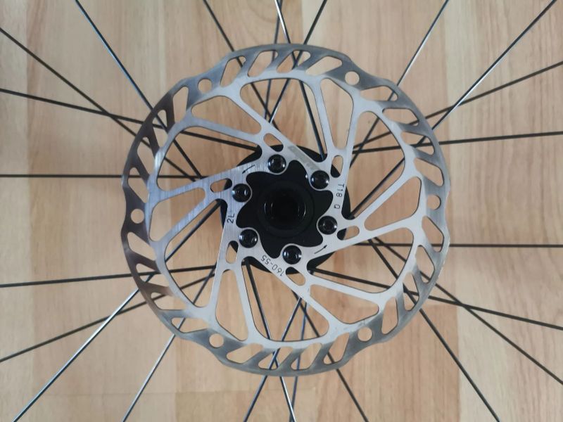 Zapletená kola Giant PR2 Disc