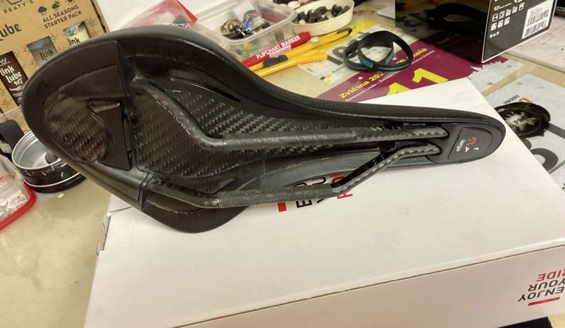 Fizik Arione R1 Carbon - wide