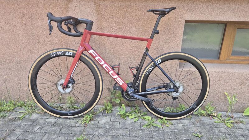 Focus Izalco Max 9.6 (2021), Ultegra Di2, vel.58