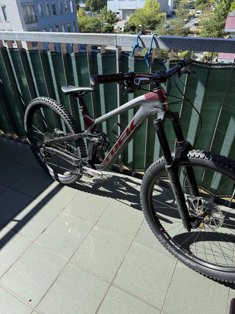 Trek Slash 9.8 M/L