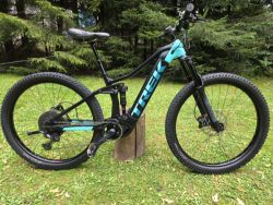  Horské celoodpružené elektrokolo Trek Rail 5 gen.2 625 Wh, model 2022, vel. S