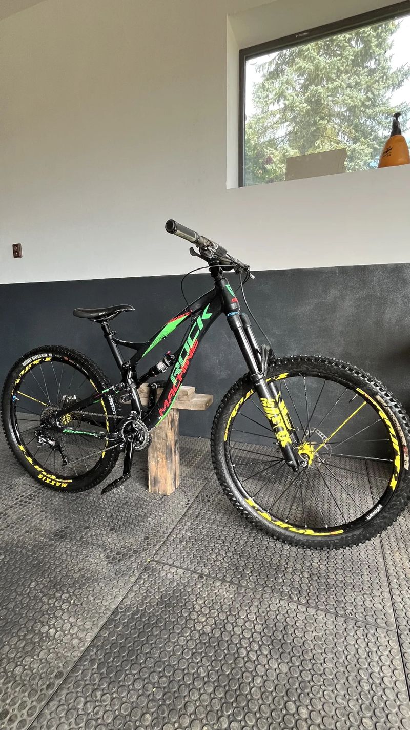 Rock Machine Blizzard 50 - 27 LTD